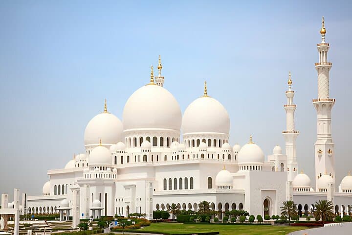Inside Abu Dhabi: Full-Day City Tour with Sheikh Zayed Mosque and Qasr Al Watan photo 4