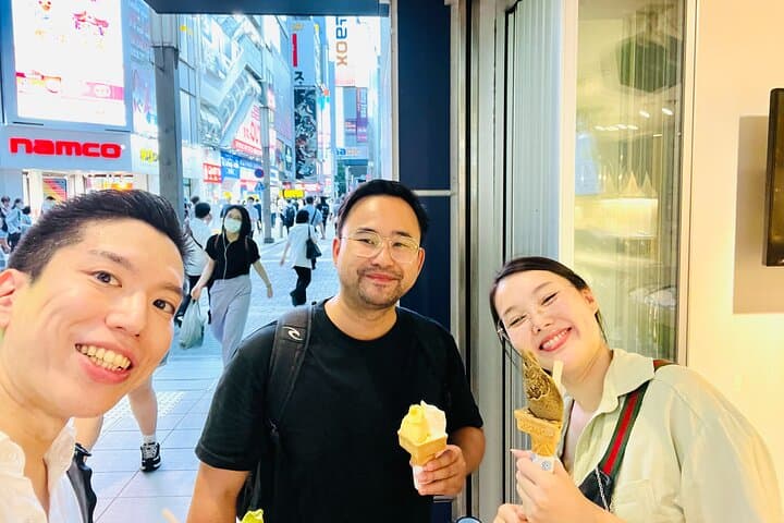 Custom Akihabara Walking Tour: Anime, Retro Games & Shrine Etiquette in Tokyo photo 3