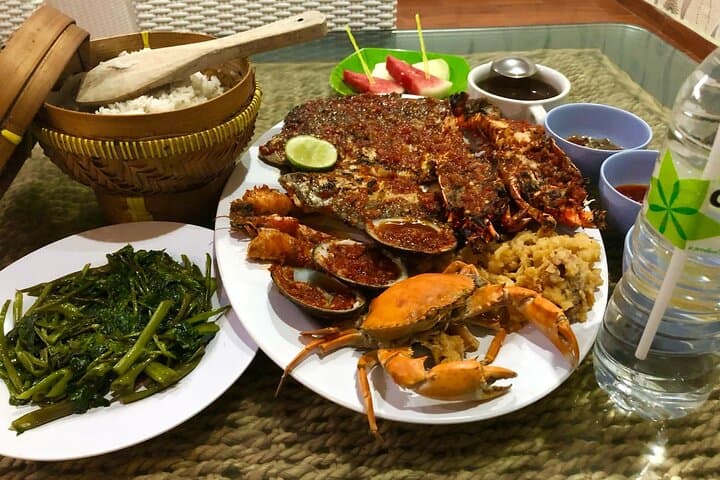 Sunset Seafood Dinner on Jimbaran Beach — Private Romantic Beachfront Feast in Bali photo 2