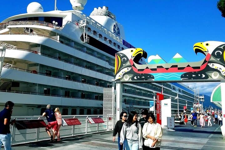 Four-Hour Private Vancouver Tour for Solo Travelers photo 5