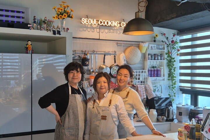 Hands-On Korean Cooking Class in Seoul: Make Bibimbap, Kimbap & Bingsu photo 3