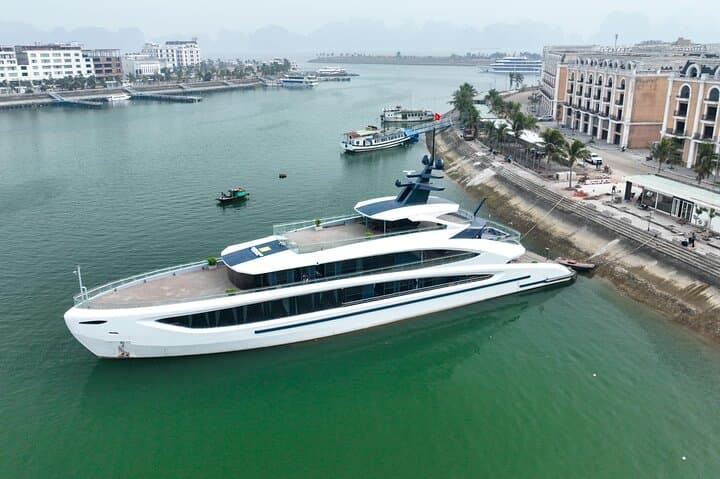 Taliya Premium Day Cruise: Halong & Lan Ha Bay Kayaking, Cooking & Sunset photo 4