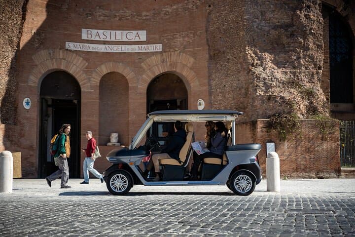 Explore Rome by Golf Cart: Private 3-Hour City Highlights Tour photo 2
