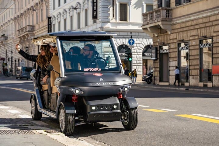 Explore Rome by Golf Cart: Private 3-Hour City Highlights Tour photo 3