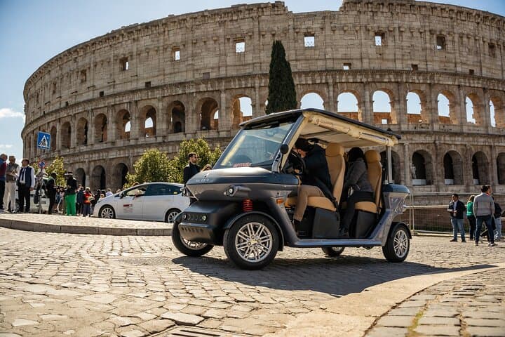 Explore Rome by Golf Cart: Private 3-Hour City Highlights Tour