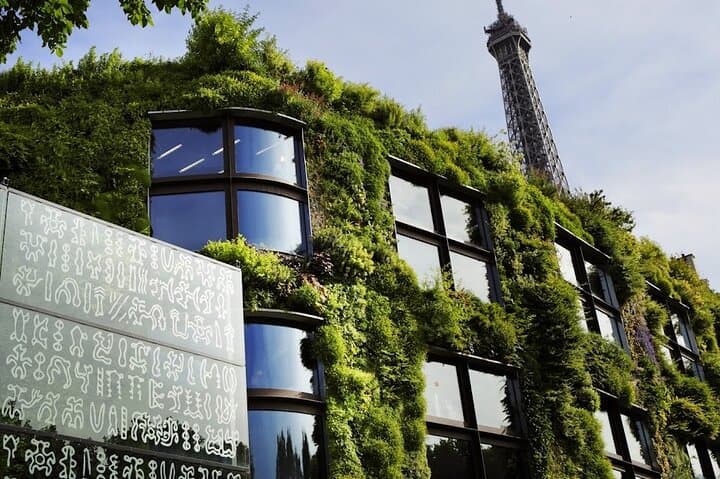 Quai Branly Museum + Seine Cruise: Entry Ticket and One-Hour River Views in Paris