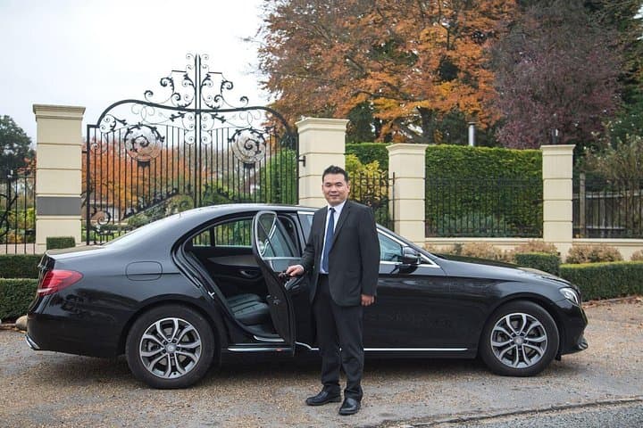 Full-Day Panoramic Driver-Guided Tour of London — Private Mercedes Vito Experience photo 2
