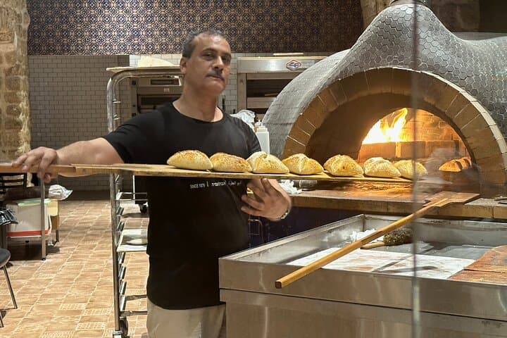 Tel Aviv City Highlights: Private Small-Group Tour of Jaffa, Bauhaus & Markets