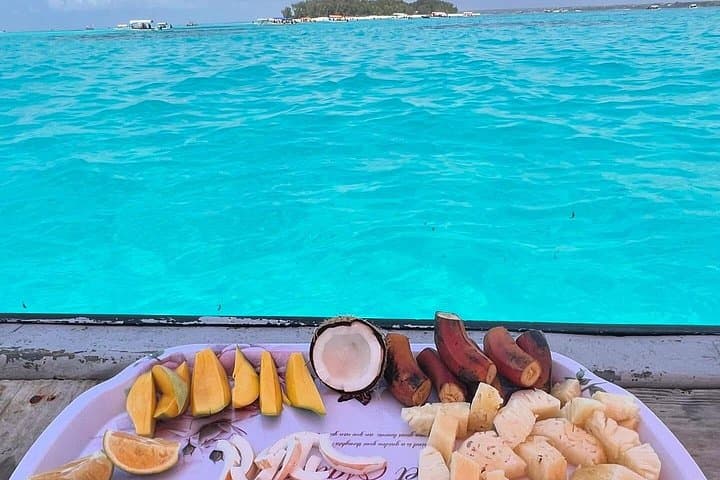 Mnemba Island Snorkeling & Dolphin Swim: Day Trip with Lunch from Zanzibar photo 2