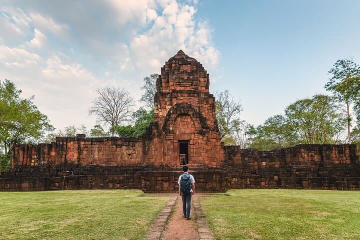 Siam Overland Motorcycle Tour: 8-Day Chiang Mai to Sukhothai & Northern Loop photo 6