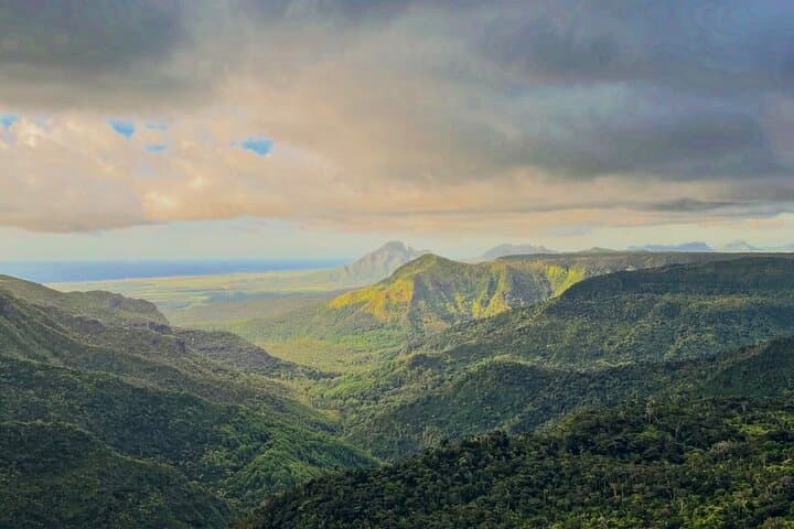 Chamarel & South Mauritius Day Tour: 7-Coloured Earth, Waterfalls and Curious Corner photo 4