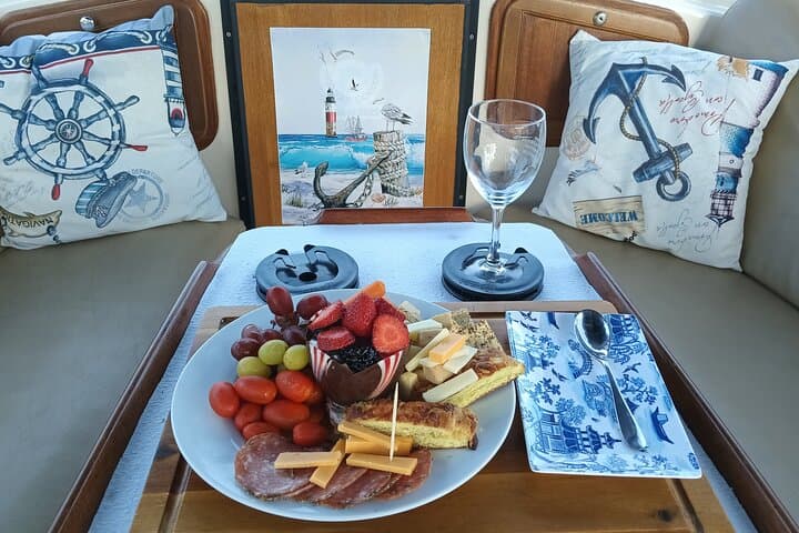 Marina del Rey Romantic Dinner Cruise: Wine, Sushi & Sunset Boat Experience photo 6
