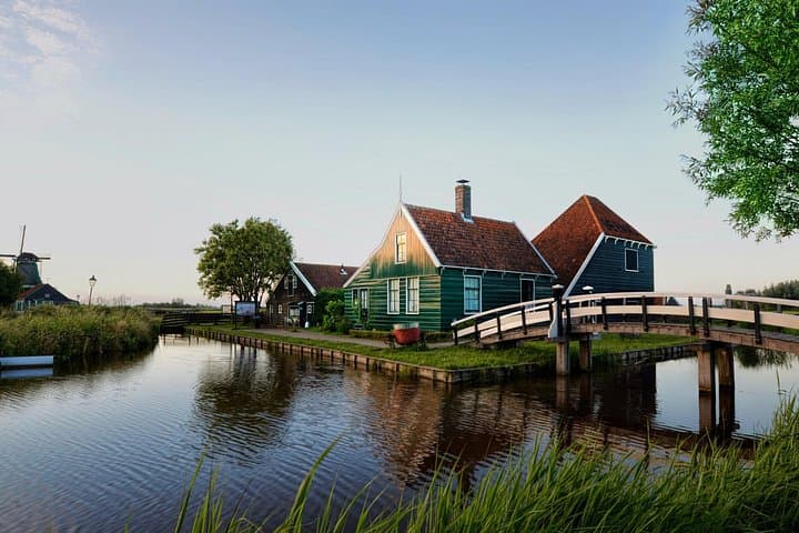 Private Day Tour from Amsterdam into the Countryside: Zaanse Schans, Volendam & Marken photo 3