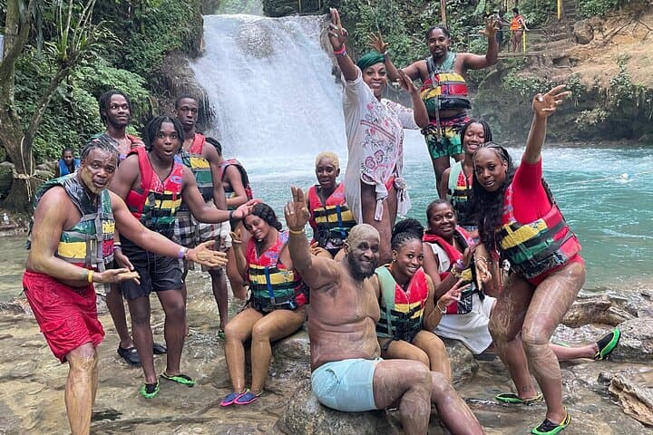 Dunn's River Falls and Blue Hole Adventure from Montego Bay: Climb, Swim & Secret Falls photo 6