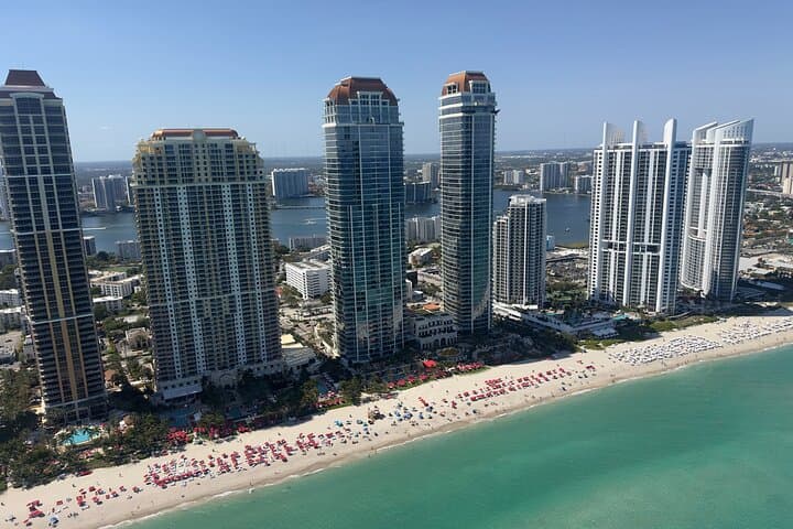 Sunset Helicopter Tour from Fort Lauderdale to Miami Beach — Hard Rock Guitar & Coastal Overflight photo 5