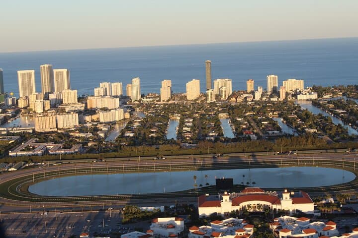 Sunset Helicopter Tour from Fort Lauderdale to Miami Beach: A 35-Minute Coastal Flight photo 4