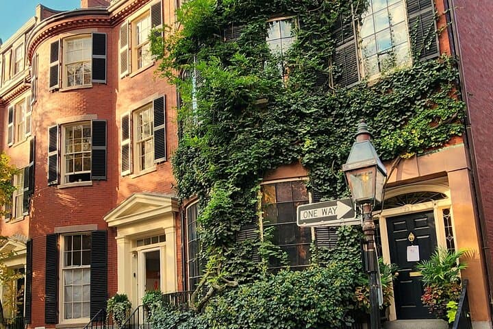 Beacon Hill Underground Railroad Walking Photo Tour — Guided Historical Photo Walk in Boston photo 6