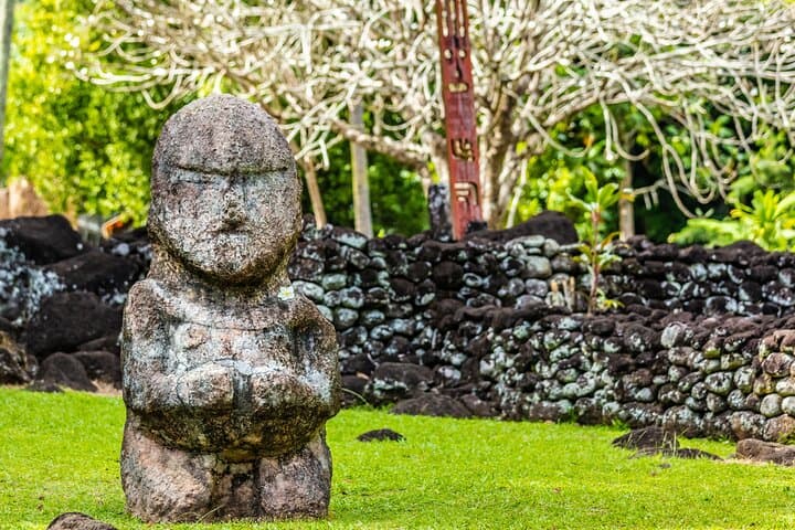Half-Day Discover Tahiti Nui: Island Tour to Waterfalls, Marae & Pointe Venus photo 3