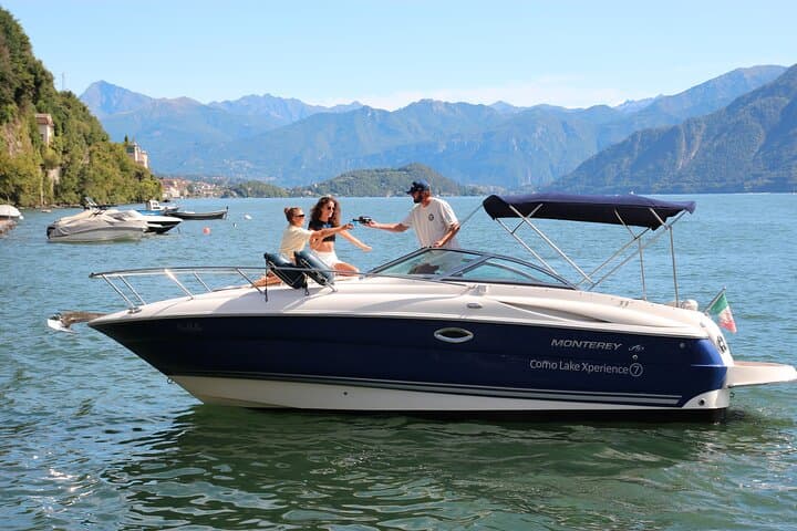 Private Lake Como Boat Tour: Villas, Swimming & Prosecco photo 3