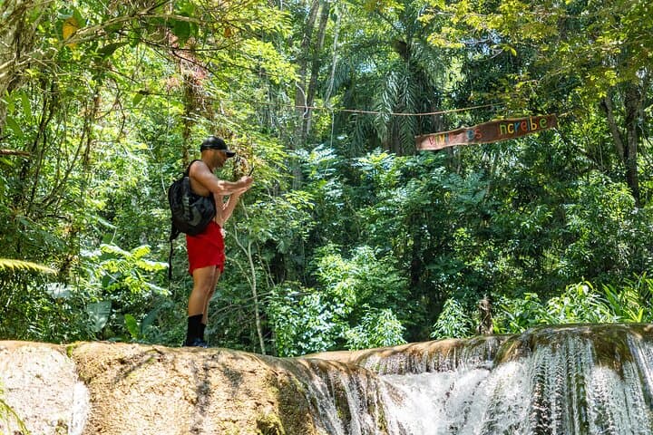 Llano Grande Waterfalls Tour from Huatulco — Waterfalls, Coffee & Traditional Medicine photo 2