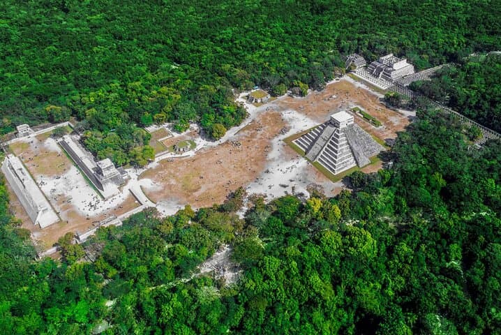 Chichen Itza Plus: Pyramid of Kukulkan, Cenote Saamal & Valladolid Day Tour from Cancún photo 1