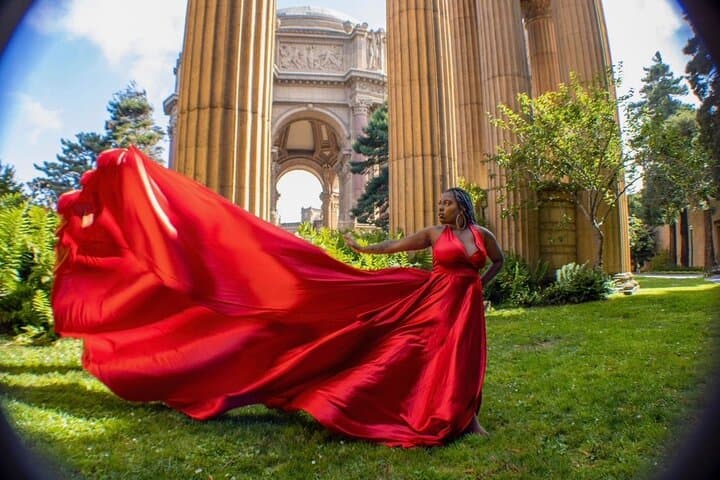Private San Francisco Flying Dress Photoshoot — 90-Minute Iconic Locations photo 3