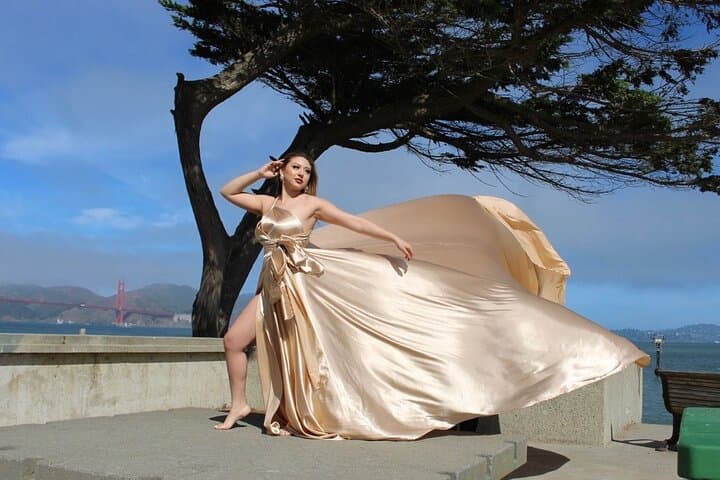 Private San Francisco Flying Dress Photoshoot — 90-Minute Iconic Locations photo 6