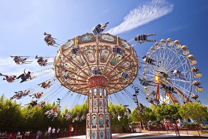 Parque de La Costa Day Trip: Tigre Amusement Park & Delta Catamaran