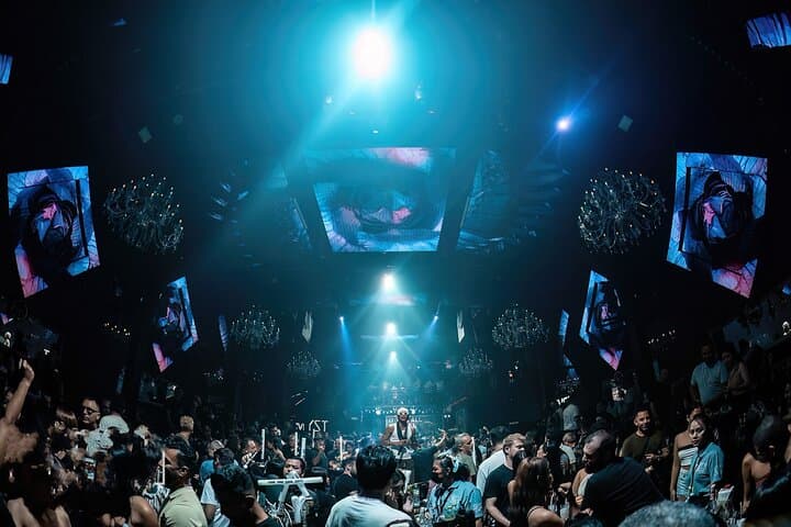 Pattaya Nightlife Tour: Rooftops, Walking Street & VIP Clubs photo 4