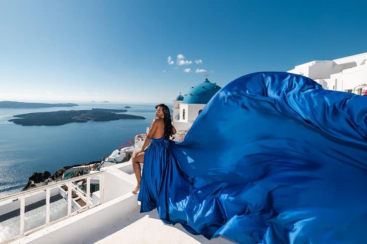 Santorini Flying Dress Photoshoot in Imerovigli — Caldera Dresses & Private Pickup photo 4