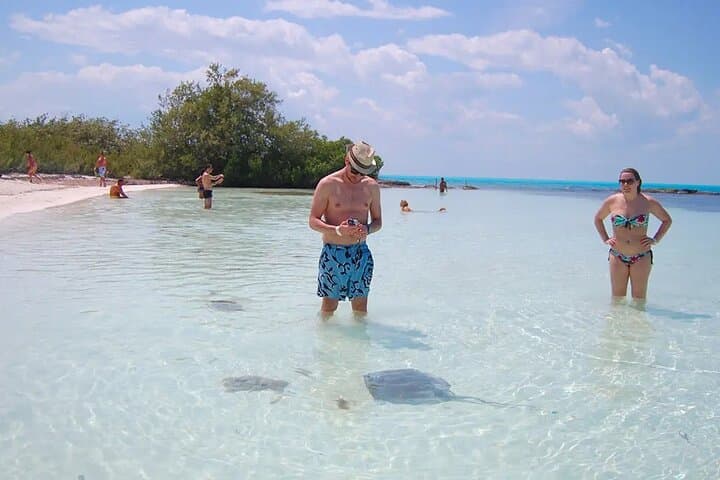 Exploring Isla Contoy and Isla Mujeres: Snorkeling and Nature Adventures in the Mexican Caribbean