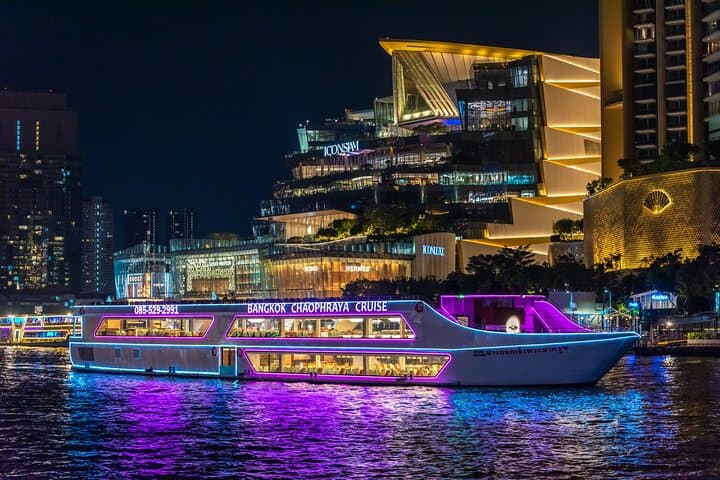 Bangkok Chao Phraya Luxury Dinner Cruise — 5-Star Night Buffet & Rooftop Views