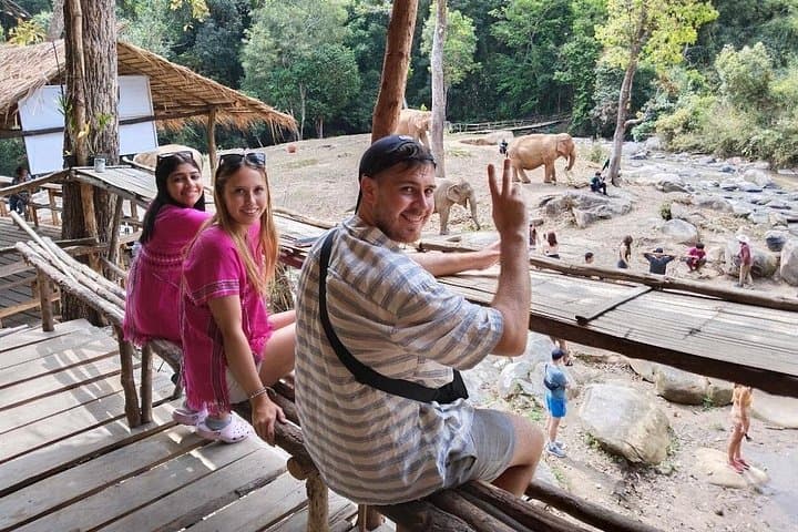 Chiang Mai Elephant Sanctuary and Doi Inthanon Hike: Pha Dok Siew, Twin Pagodas & Karen Coffee photo 2