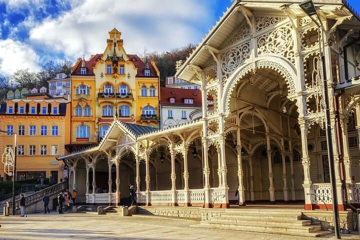 Karlovy Vary Hot Springs Tasting: 12 Mineral Springs & Historic Spa Walk photo 4
