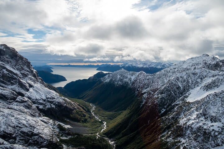 Seward Helicopter Alpine Hike and Picnic: Scenic Flight, Short Hike, Mountain Lunch photo 3