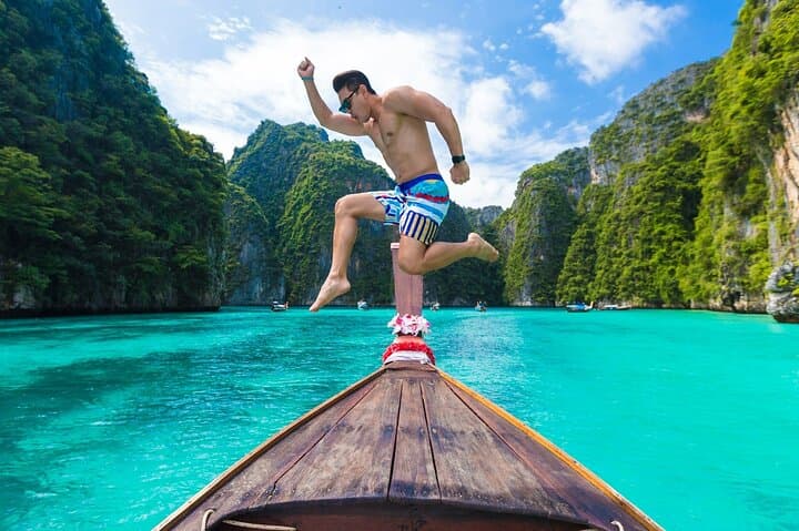 Phi Phi Speedboat: Pileh Lagoon, Maya Bay & Bamboo Island Full-Day Trip
