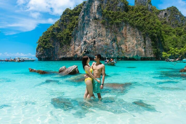 Phi Phi Speedboat: Pileh Lagoon, Maya Bay & Bamboo Island Full-Day Trip photo 3