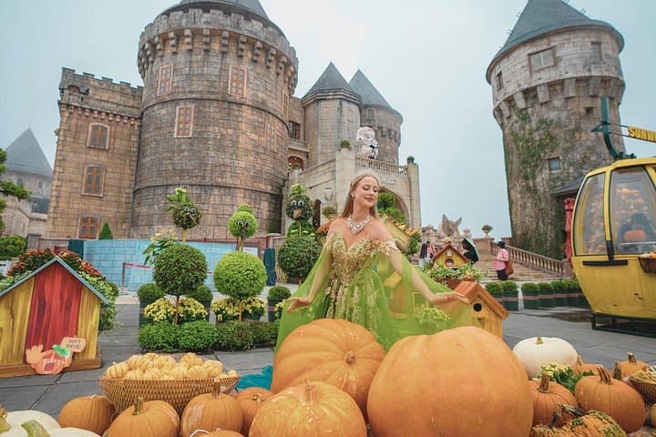 Golden Bridge & Ba Na Hills Day Trip from Hoi An: Cable Cars, French Village & Buffet photo 3