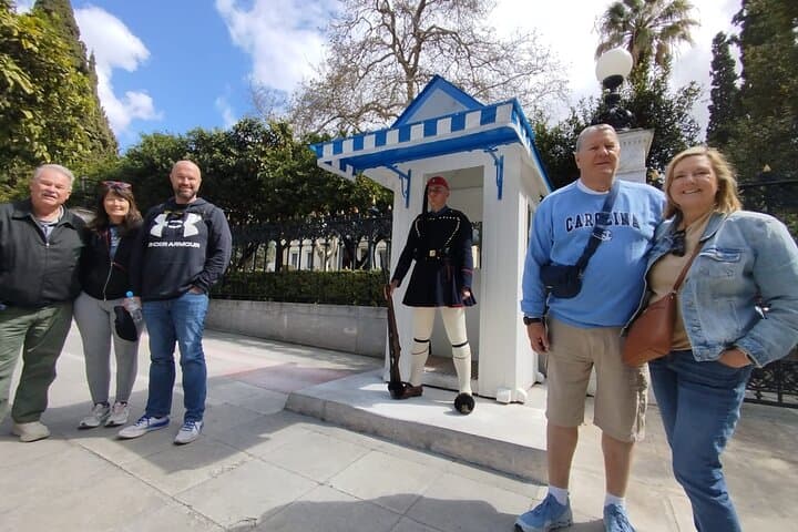 Athens E‑Bike Tour: 3-Hour City Ride Past the Acropolis and Plaka photo 3