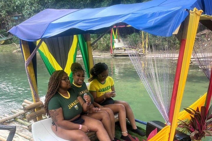 tranquil-bamboo-rafting-rio-nuevo-ocho-rios-jamaica photo 3