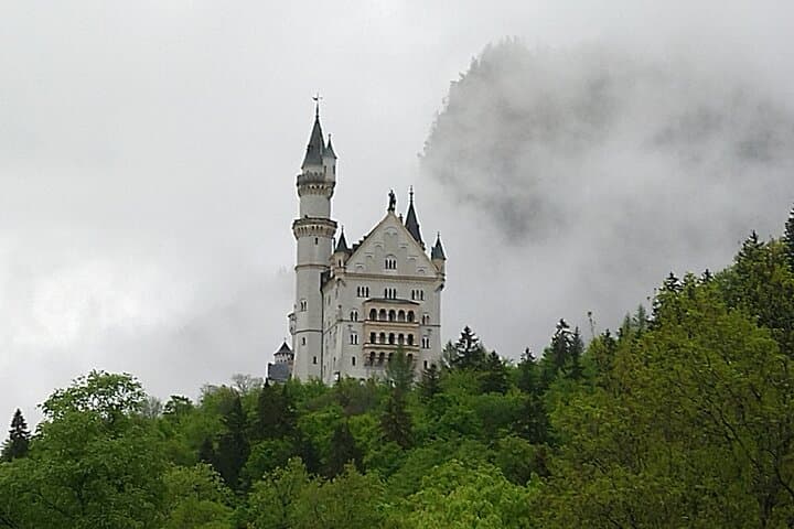 Munich to Neuschwanstein Day Trip by Train — Castle Views, Alpine Walks, and Lake Scenery