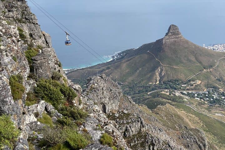 Table Mountain Kasteelspoort to Upper Cable Station: Camps Bay Back-Table Hike photo 6