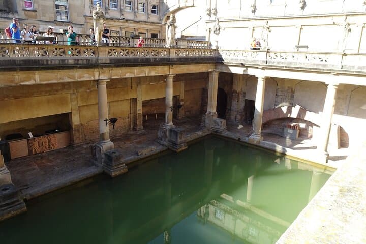 Bath Self-Guided Walking Tour & Scavenger Hunt: Roman Baths to Royal Crescent photo 2