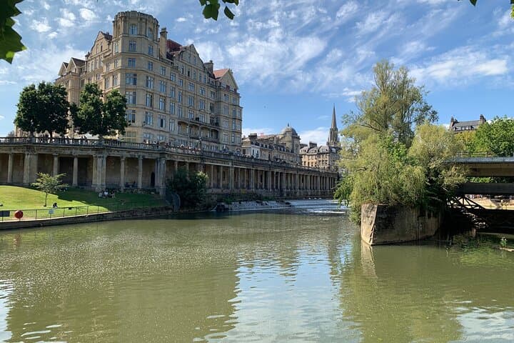 Bath Self-Guided Walking Tour & Scavenger Hunt: Roman Baths to Royal Crescent photo 4