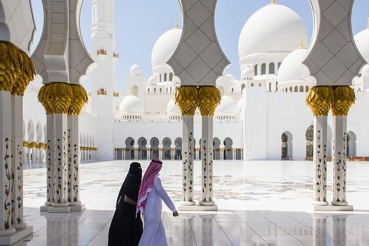 Private Abu Dhabi City Tour from Dubai — Sheikh Zayed, Louvre & Qasr Al Watan in One Day photo 3