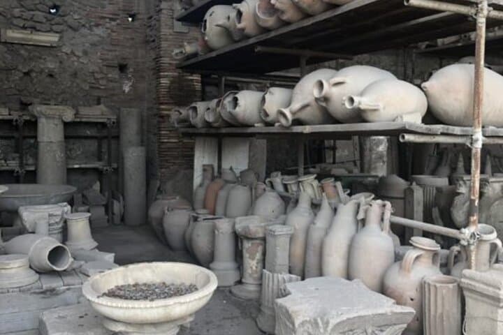 Private Pompeii Guided Tour from Rome with Lunch & Luxury Transfer photo 6