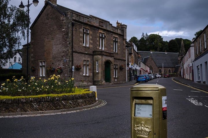 Loch Lomond & Highlands Day Tour from Edinburgh — Hairy Coos, Luss and the Kelpies photo 4