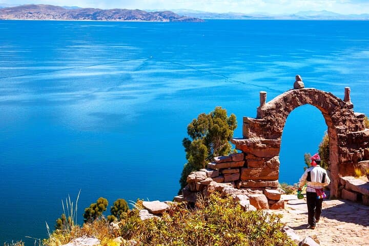 Lake Titicaca Escape: 2-Night Cultural Adventure from Cusco