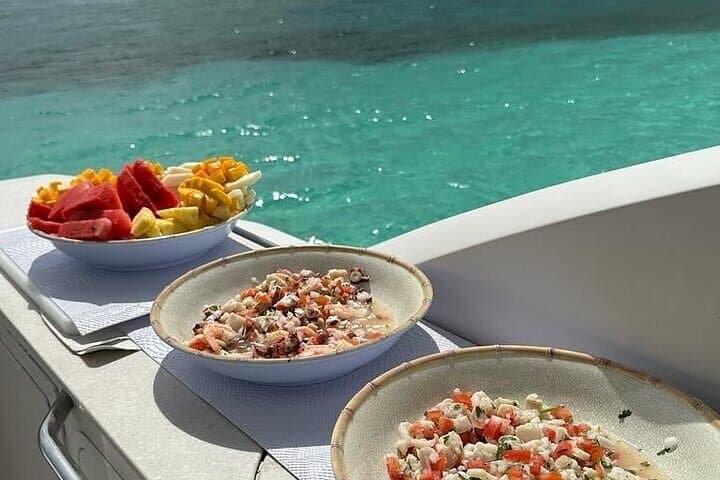 Cozumel Yacht to El Cielo Sandbar — Snorkel, Turtle Sanctuary & Open Bar photo 4