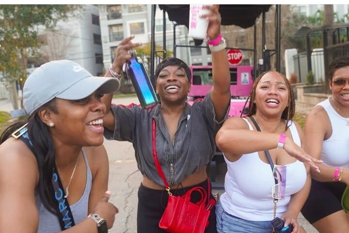 Pink Party Jeep Tour in 3rd Ward HTX — Open-Air Jeep Party Through Houston's Historic Streets photo 5